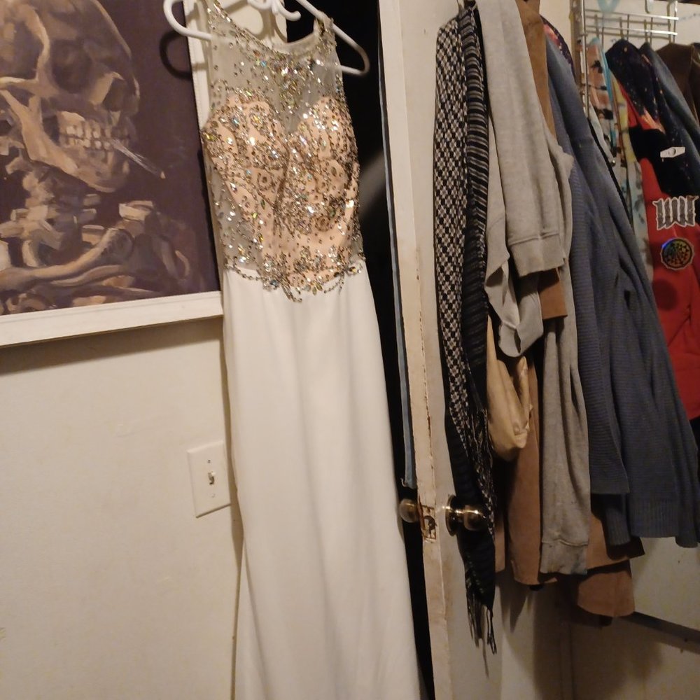 Prom Dress - Picture 2 of 7